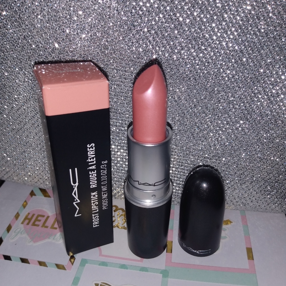 MAC FROST LIPSTICK